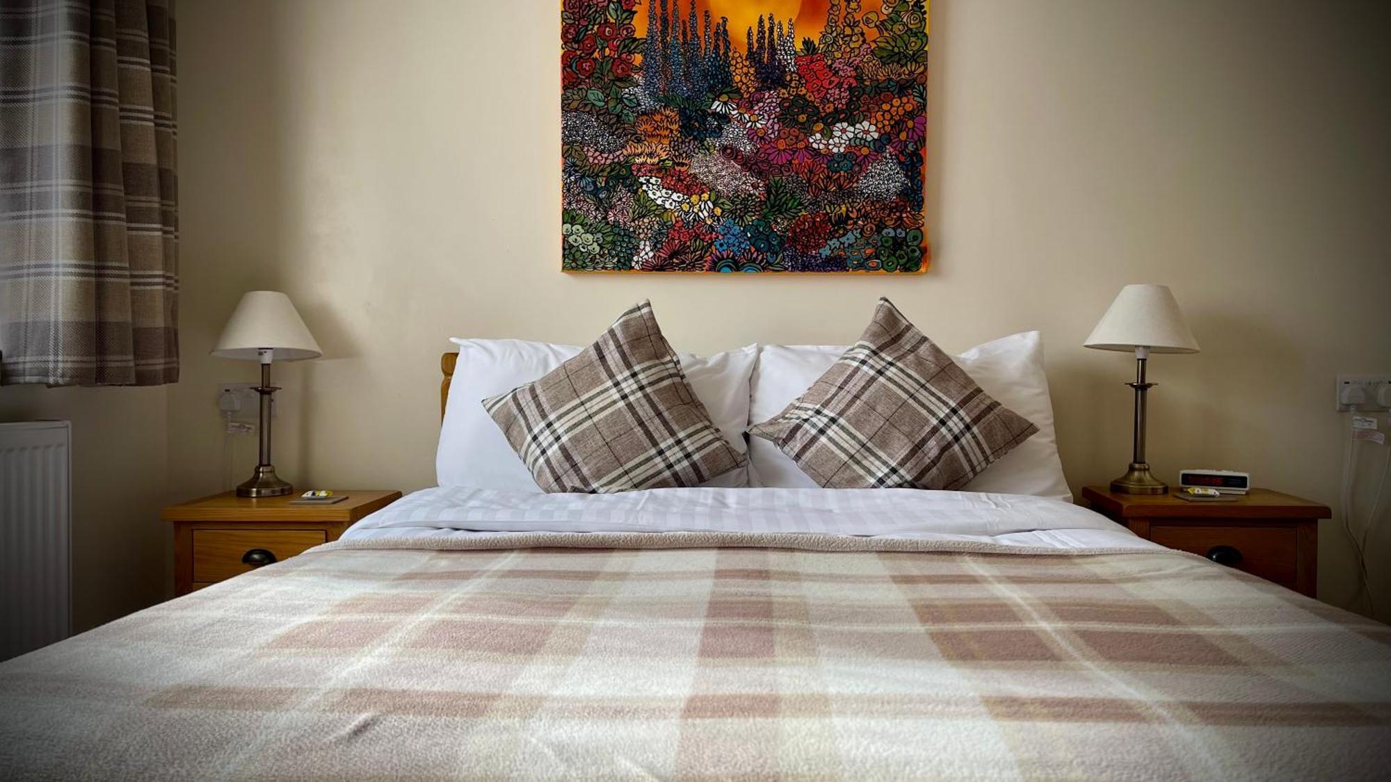 The White Horse Inn, Clun Экстерьер фото